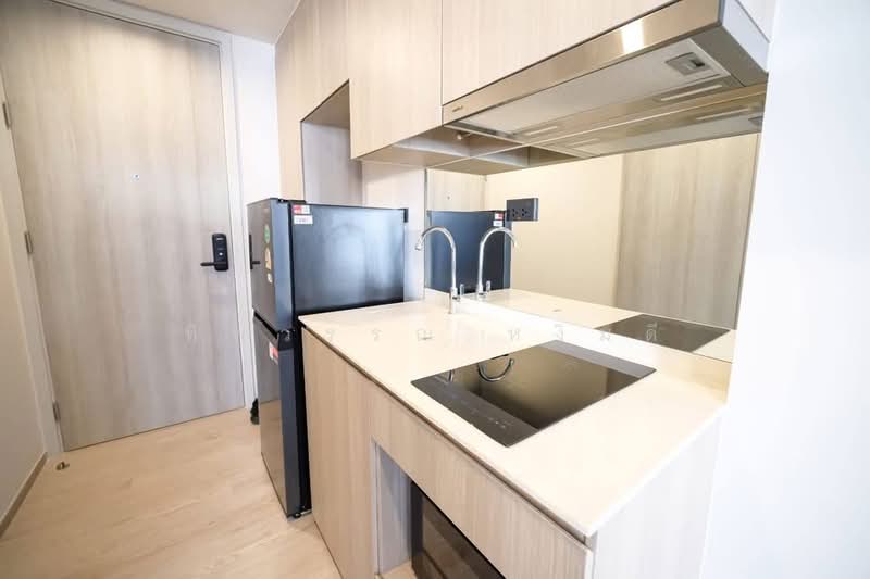Reference Sathorn-Wongwianyai, Bangkok, Krung Thonburi 2 Alley, Bang Lam Phu Lang, Khlong San, Bangkok, Studio, 26 sqm, Condo For Sale, by ทิพวรรณ หงิมดี, 500176251 - DDproperty.com