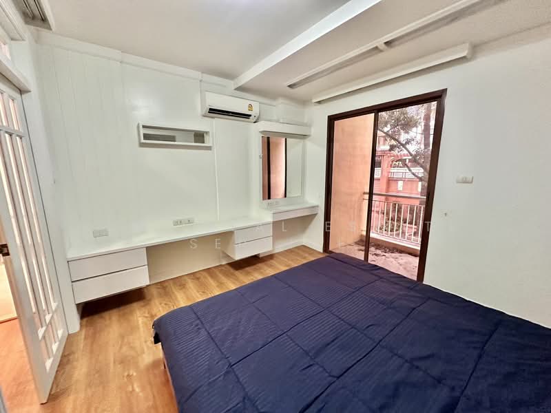 Baan Klang Krung Resort (Ratchada 7) : บ้านกลางกรุงรีสอร์ท รัชดา ซอย7, กรุงเทพ, 7 ซอย รัชดาภิเษก, ดินแดง, ดินแดง, กรุงเทพ, 68 ตร.ม., คอนโด ขาย, โดย HOME Real Estate Service, 500176254 - DDproperty.com