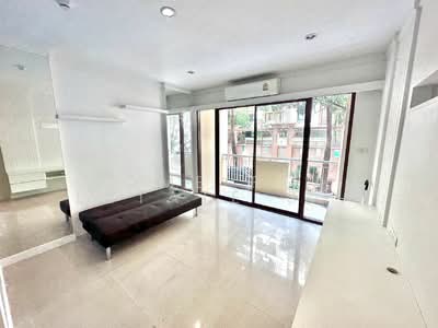 ขาย - Baan Klang Krung Resort (Ratchada 7) : บ้านกลางกรุงรีสอร์ท รัชดา ซอย7, กรุงเทพ