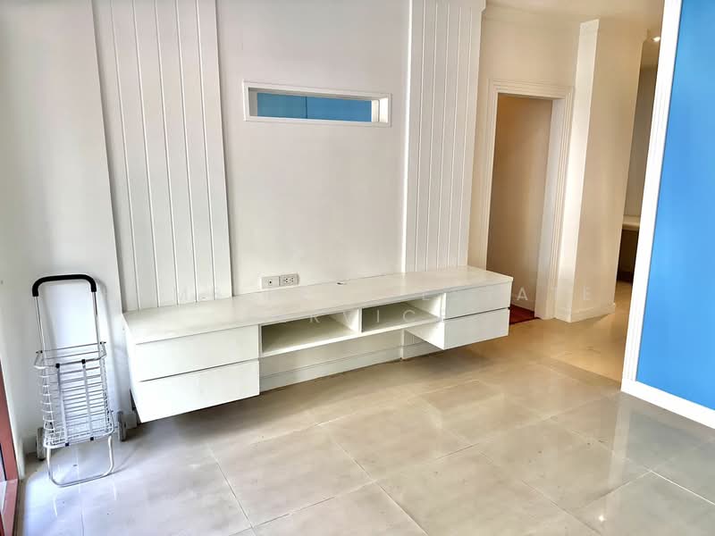 Baan Klang Krung Resort (Ratchada 7), Bangkok, 7 Ratchadaphisek Road, Din Daeng, Din Daeng, Bangkok, 1 Bedroom, 68 sqm, Condo For Sale, by HOME Real Estate Service, 500176254 - DDproperty.com
