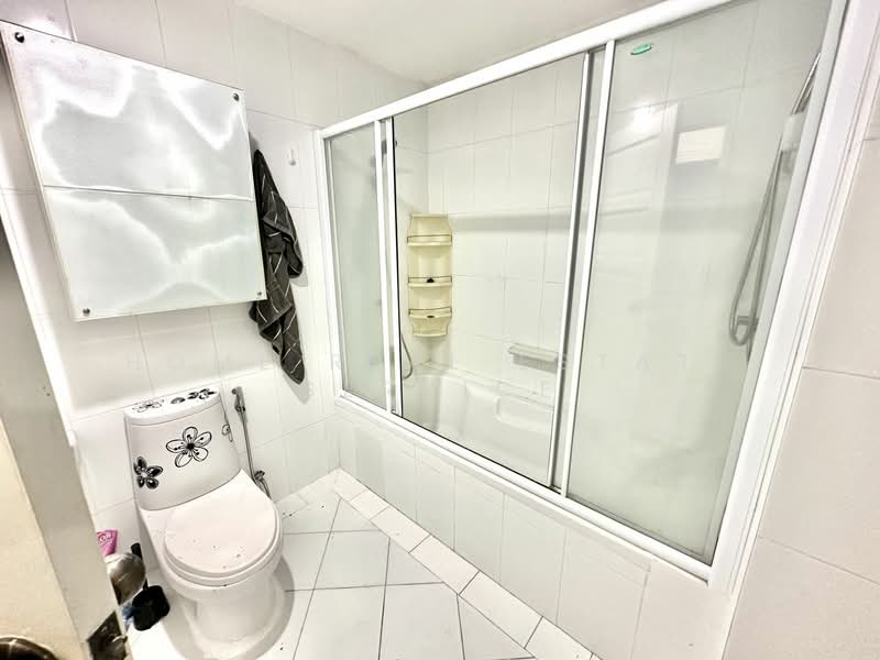 Baan Klang Krung Resort (Ratchada 7), Bangkok, 7 Ratchadaphisek Road, Din Daeng, Din Daeng, Bangkok, 1 Bedroom, 68 sqm, Condo For Sale, by HOME Real Estate Service, 500176254 - DDproperty.com