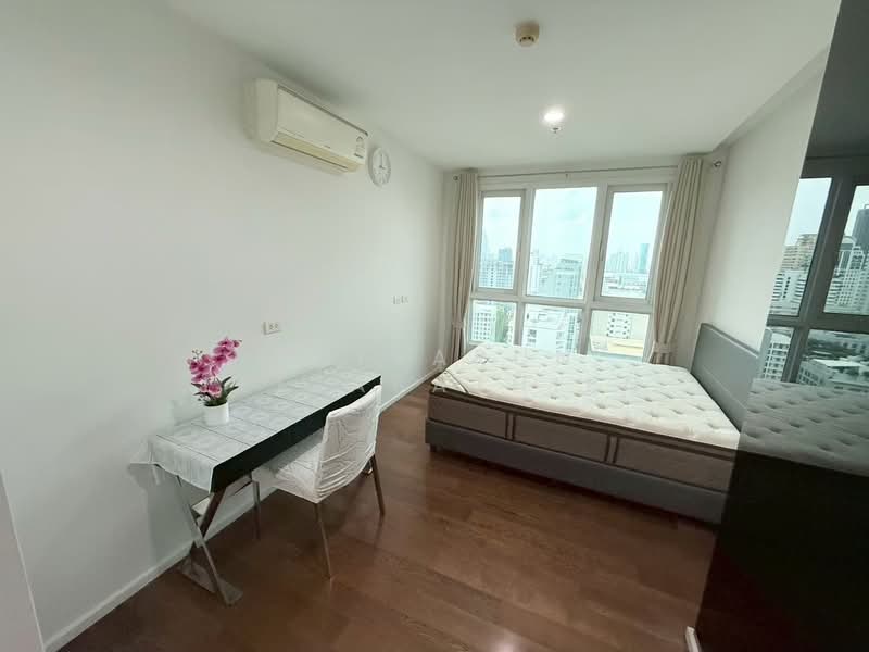 15 Sukhumvit Residences, Bangkok, Soi Sukhumvit 15, Khlongtoei Nua, Watthana, Bangkok, 2 Bedrooms, 97 sqm, Condo For Rent, by Patsarun Leelasathien, 500176256 - DDproperty.com