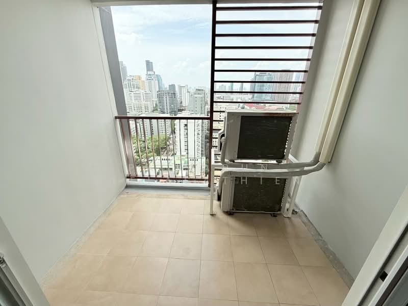 15 Sukhumvit Residences, Bangkok, Soi Sukhumvit 15, Khlongtoei Nua, Watthana, Bangkok, 2 Bedrooms, 97 sqm, Condo For Rent, by Patsarun Leelasathien, 500176256 - DDproperty.com