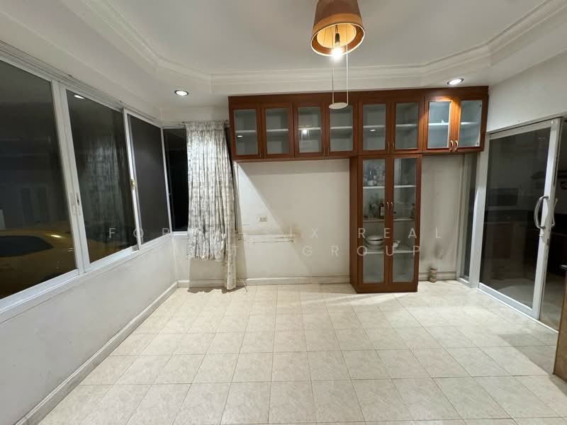 ขายบ้านเดี่ยว เดอะกรีนการ์เด้น ศรีนครินทร์ 49 หลังห้าง Seacon Square, Bangkok, Nong Bon, Prawet, Bangkok, 3 Bedrooms, 172 sqm, Single Detached House For Sale, by Forty-Six Real Estate Group, 500176260 - DDproperty.com