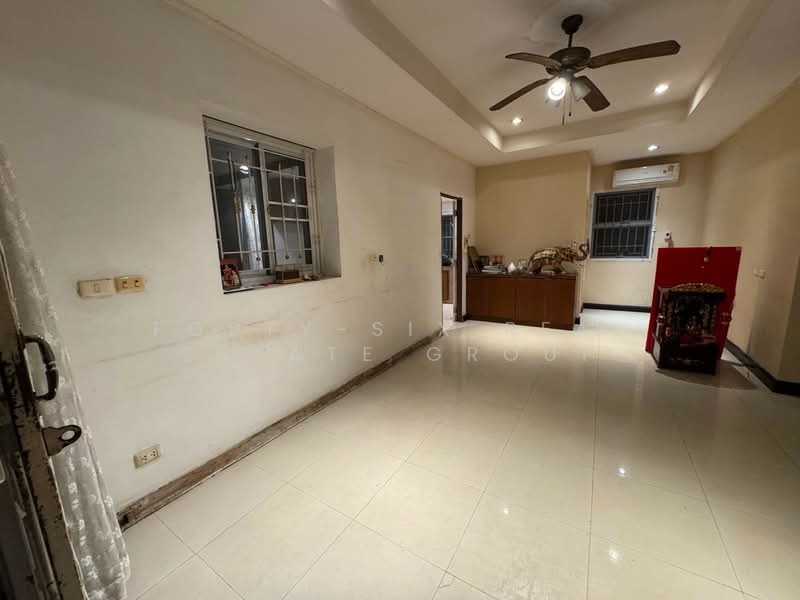 ขายบ้านเดี่ยว เดอะกรีนการ์เด้น ศรีนครินทร์ 49 หลังห้าง Seacon Square, กรุงเทพ, หนองบอน, ประเวศ, กรุงเทพ, 172 ตร.ม., บ้านเดี่ยว ขาย, โดย Forty-Six Real Estate Group, 500176260 - DDproperty.com