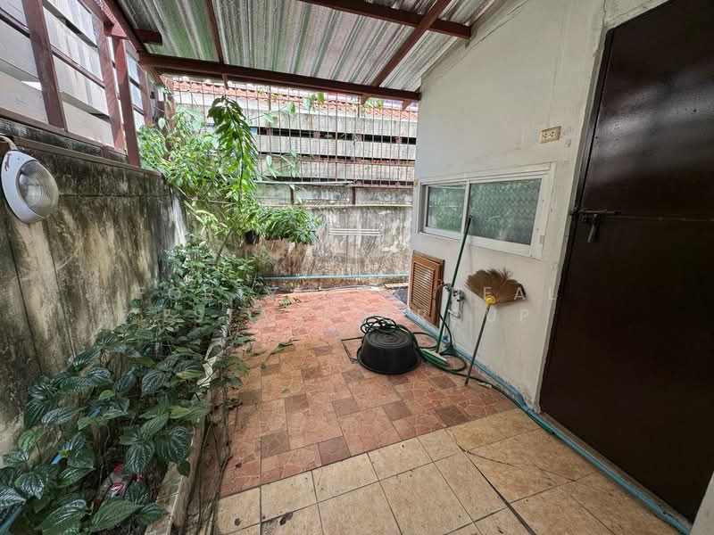 ขายบ้านเดี่ยว เดอะกรีนการ์เด้น ศรีนครินทร์ 49 หลังห้าง Seacon Square, Bangkok, Nong Bon, Prawet, Bangkok, 3 Bedrooms, 172 sqm, Single Detached House For Sale, by Forty-Six Real Estate Group, 500176260 - DDproperty.com