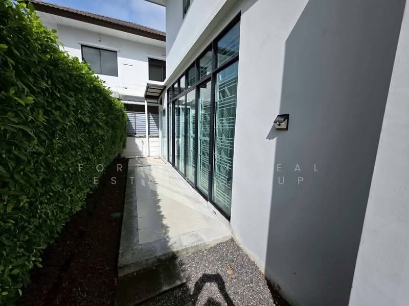 Areeya Como Bangna - Wongwaen, Samut Prakan, Mahachai Road, Bangphli Yai, Bang Plee, Samut Prakan, 3 Bedrooms, 165 sqm, Semi-Detached House (Twin House) For Rent, by Forty-Six Real Estate Group, 500176266 - DDproperty.com