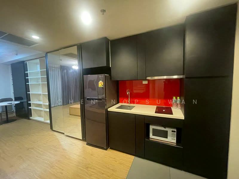 Siamese Surawong, Bangkok, Sap Road, Si Phraya, Bang Rak, Bangkok, 1 Bedroom, 45 sqm, Condo For Rent, by Rachen Nopsuwan, 500176300 - DDproperty.com