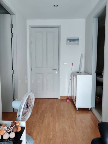 The Parkland Grand Asoke-Phetchaburi, Bangkok, 1811 Phetchaburi Rd, Bang Kapi, Huai Khwang, Bangkok, 1 Bedroom, 35 sqm, Condo For Sale, by HOME Real Estate Service, 500176321 - DDproperty.com