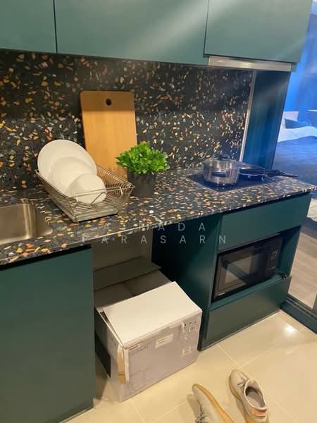 The Base Sukhumvit 50, Bangkok, Soi Roem Charoen 1, Sukhumvit 50 Road, Phra Kanong, Khlong Toei, Bangkok, 1 Bedroom, 25 sqm, Condo For Rent, by Airada Parasarn, 500176325 - DDproperty.com