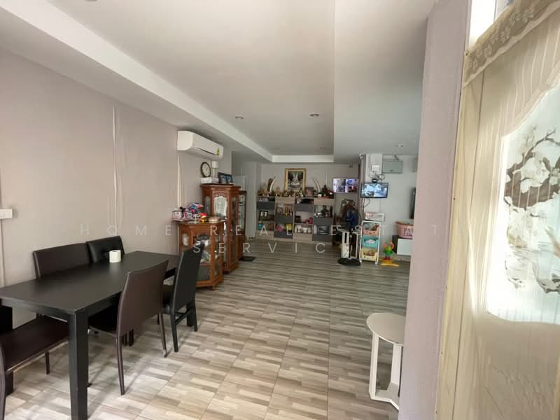 Detached House Chokchai 4 Soi 55, Bangkok, Lat Phrao, Lat Phrao, Bangkok, 3 Bedrooms, 150 sqm, Single Detached House For Sale, by HOME Real Estate Service, 500176328 - DDproperty.com