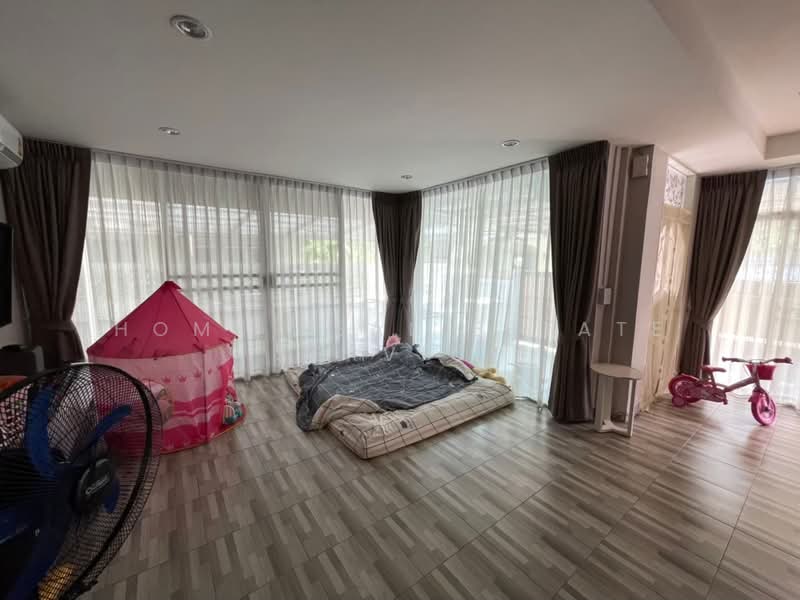 Detached House Chokchai 4 Soi 55, Bangkok, Lat Phrao, Lat Phrao, Bangkok, 3 Bedrooms, 150 sqm, Single Detached House For Sale, by HOME Real Estate Service, 500176328 - DDproperty.com