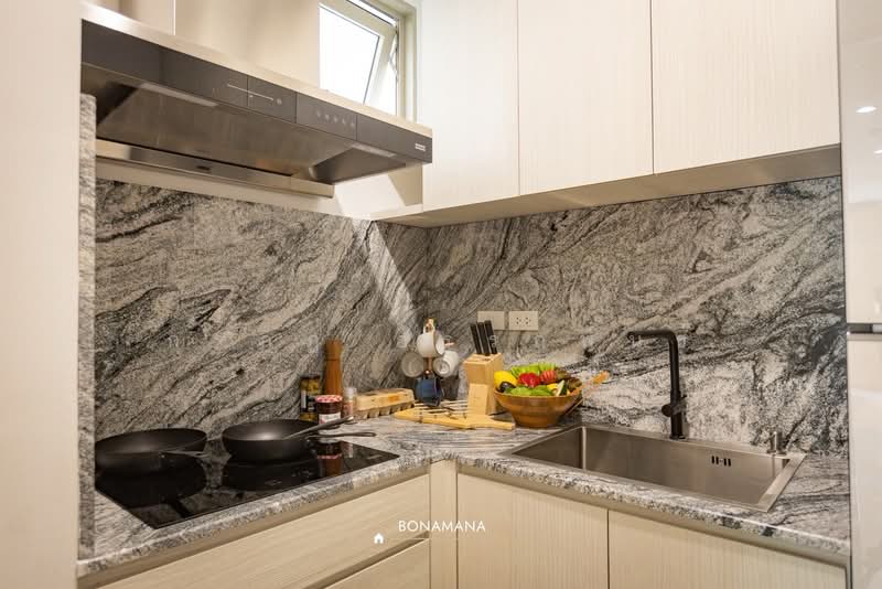 เกษตร-นวมินทร์, Bangkok, ประเสริฐมนูกิจ, Nawamin, Bueng Kum, Bangkok, 3 Bedrooms, 370 sqm, Villa For Sale, by Korakot Atapan, 500176333 - DDproperty.com