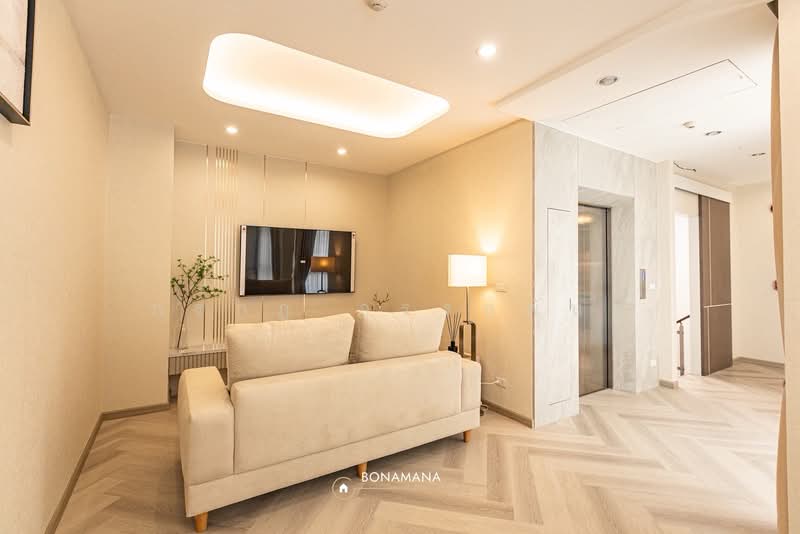 เกษตร-นวมินทร์, Bangkok, ประเสริฐมนูกิจ, Nawamin, Bueng Kum, Bangkok, 3 Bedrooms, 370 sqm, Villa For Sale, by Korakot Atapan, 500176333 - DDproperty.com