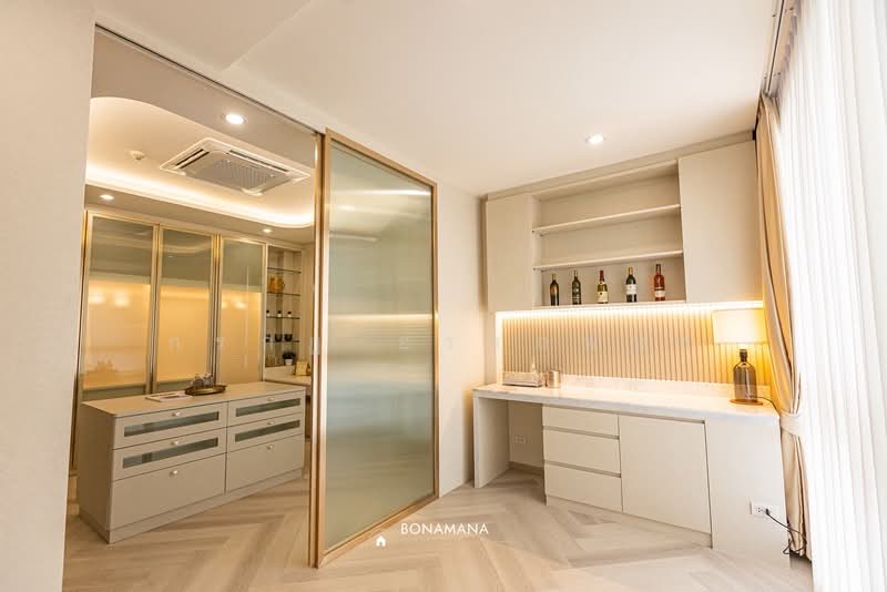 เกษตร-นวมินทร์, Bangkok, ประเสริฐมนูกิจ, Nawamin, Bueng Kum, Bangkok, 3 Bedrooms, 370 sqm, Villa For Sale, by Korakot Atapan, 500176333 - DDproperty.com