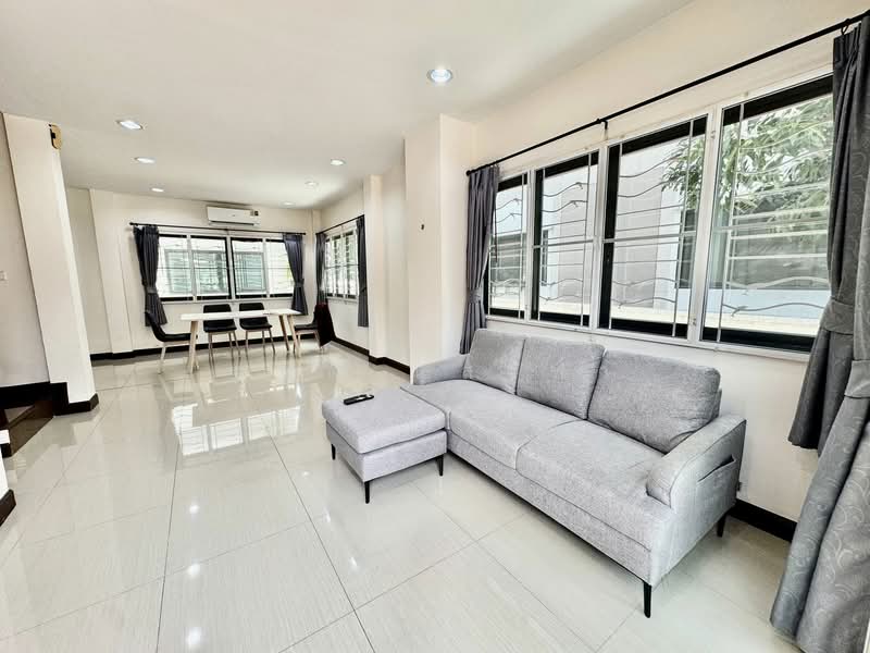 ให้เช่าบ้านเดี่ยว ม.พรีมิโอ เลคฮิลล์ บ้านบึง ชลบุรี, Chon Buri (Pattaya), Ban Bung, Ban Bung, Chon Buri (Pattaya), 3 Bedrooms, 120 sqm, Single Detached House For Rent, by Dusit Saengfa, 500176353 - DDproperty.com