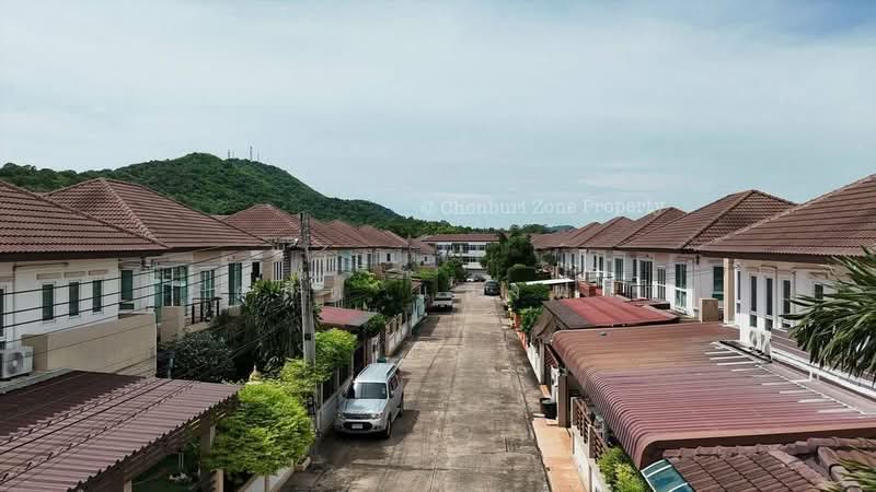 ขายถูกมาก ม.มั่งมีศรีสุข บ้านเดี่ย่วหลังใหญ่ 4 นอนใจกลางศรีราชา, Chon Buri (Pattaya), Surasak, Si Racha, Chon Buri (Pattaya), 4 Bedrooms, 204 sqm, Single Detached House For Sale, by Dusit Saengfa, 500176357 - DDproperty.com