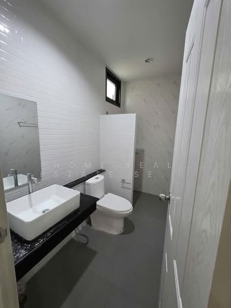 ขาย - Golden Prive Bangsaen-Nongmon : โกลเด้น พรีเว่ บางแสน-หนองมน, ชลบุรี