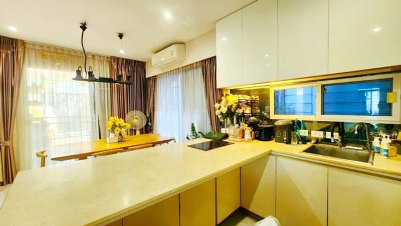 ไม่พบโครงการ, Bangkok, เลียบคลองสอง, Sam Wa Tawan Tok, Khlong Sam Wa, Bangkok, 5 Bedrooms, 200 sqm, Single Detached House For Rent, by ณัฐพงศ์ สุนทรอรุณ, 500176372 - DDproperty.com