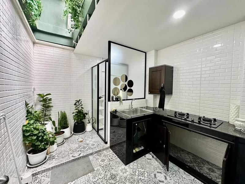 ให้เช่าบ้านทาวน์โฮม 2 ชั้น หมู่บ้านฝนทองนิเวศน์, กรุงเทพ, อนุสาวรีย์, บางเขน, กรุงเทพ, 250 ตร.ม., ทาวน์เฮ้าส์ ให้เช่า, โดย Forty-Six Real Estate Group, 500176390 - DDproperty.com