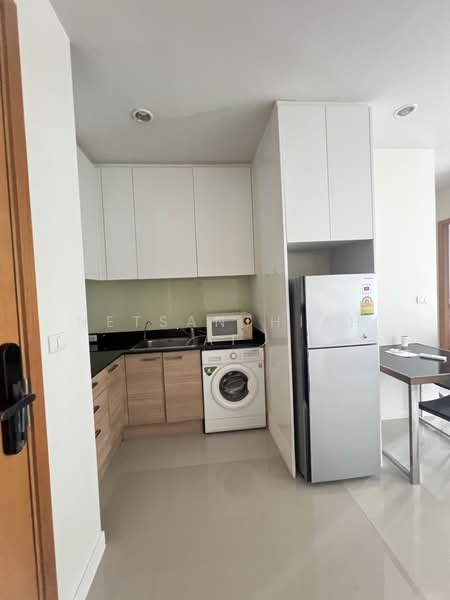 Circle Condominium, Bangkok, 1674 Soi Petchaburi 36 Petchaburi Road, Makkasan, Ratchathewi, Bangkok, 1 Bedroom, 44 sqm, Condo For Rent, by Netsanthiah Ai, 500176401 - DDproperty.com