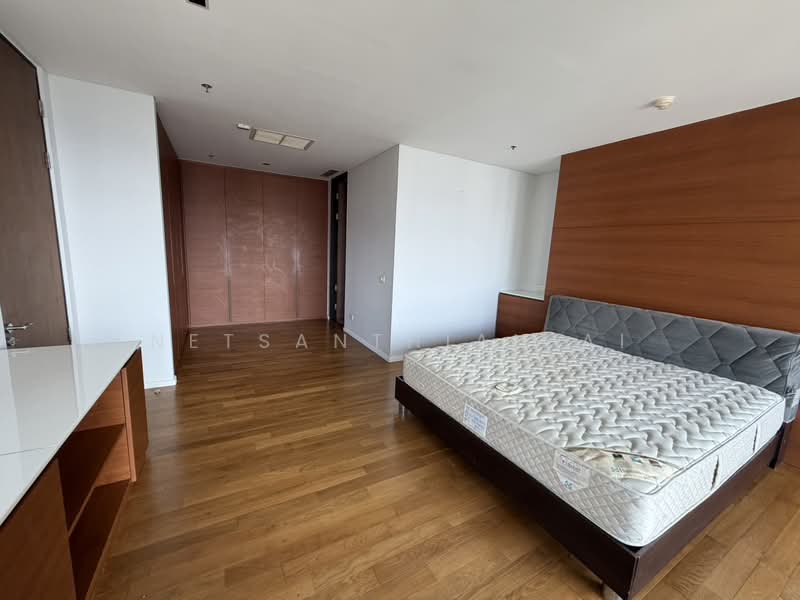 The Lakes, Bangkok, 123 Ratchadaphisek Road, Khlong Toei, Khlong Toei, Bangkok, 2 Bedrooms, 150 sqm, Condo For Rent, by Netsanthiah Ai, 500176408 - DDproperty.com