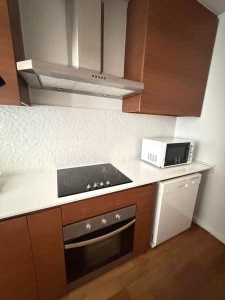 The Lakes, Bangkok, 123 Ratchadaphisek Road, Khlong Toei, Khlong Toei, Bangkok, 2 Bedrooms, 150 sqm, Condo For Rent, by Netsanthiah Ai, 500176408 - DDproperty.com