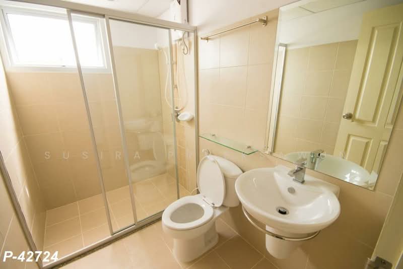 Supalai Park Ekkamai-Thonglor, Bangkok, Petchaburi Road, Bang Kapi, Huai Khwang, Bangkok, Studio, 55 sqm, Condo For Sale, by Susira Prueksawun, 500176466 - DDproperty.com