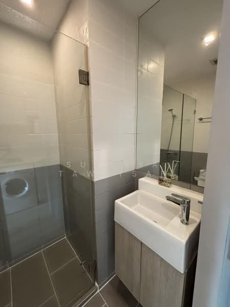 IDEO MOBI Sukhumvit 81, Bangkok, 2097 Sukhumvit Road, Bang Chak, Phra Khanong, Bangkok, 1 Bedroom, 22 sqm, Condo For Rent, by Sukanya Tawaysap, 500176472 - DDproperty.com