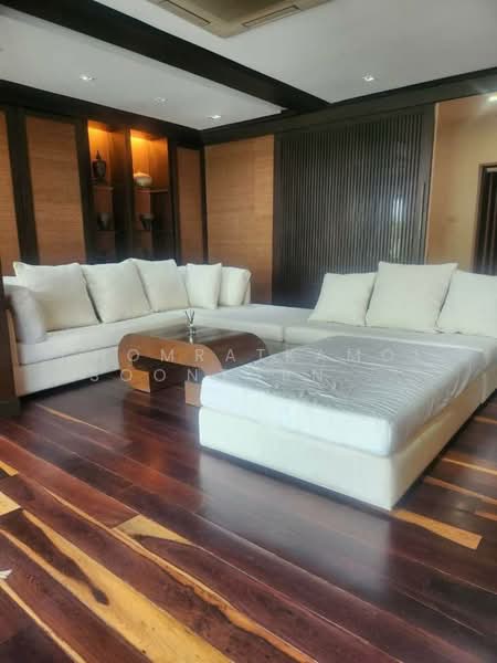 townhouse in Chong Nonsi Yan Nawa, Bangkok, Chong Nonsi, Yan Nawa, Bangkok, 5 Bedrooms, 400 sqm, Townhouse For Rent, by Chomratkamol Soontorntarawong (Gor), 500176601 - DDproperty.com