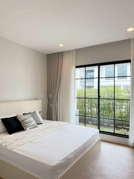 Setthasiri Serithai, Bangkok, Kanchanaphisek 11/3 Intersection 4, Khan Na Yao, Khan Na Yao, Bangkok, 4 Bedrooms, 250 sqm, Single Detached House For Rent, by Forty-Six Real Estate Group, 500176642 - DDproperty.com