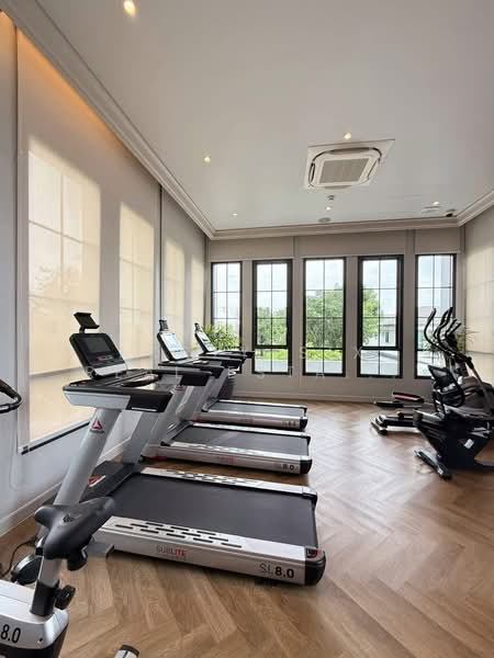 Setthasiri Serithai, Bangkok, Kanchanaphisek 11/3 Intersection 4, Khan Na Yao, Khan Na Yao, Bangkok, 4 Bedrooms, 250 sqm, Single Detached House For Rent, by Forty-Six Real Estate Group, 500176642 - DDproperty.com