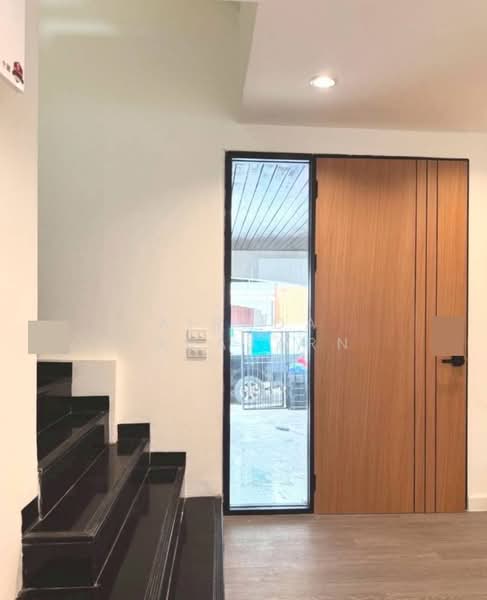 Baan Klang Muang Ladprao-Yothin Phatthana, Bangkok, Soi Baan Klang Muang Ladprao-Yothin Phatthana, Lat Phrao, Lat Phrao, Bangkok, 3 Bedrooms, 180 sqm, Townhouse For Rent, by Airada Parasarn, 500176647 - DDproperty.com