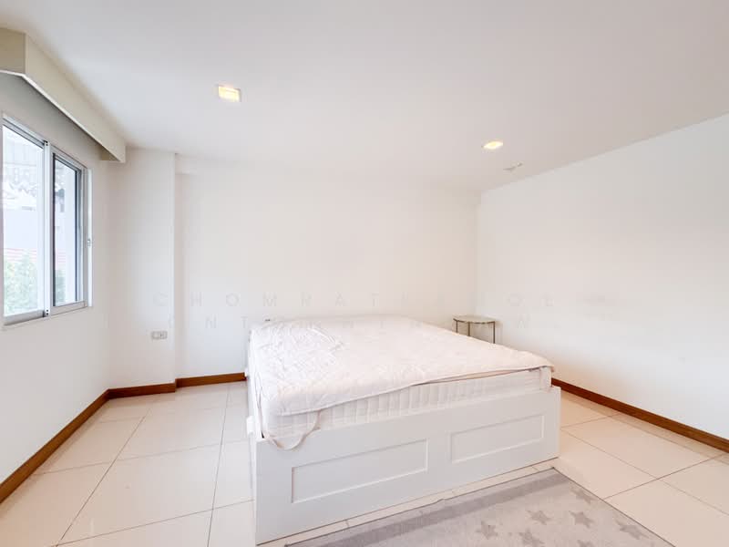 Kiarti Thanee City Mansion, Bangkok, Soi Sukhumvit 31, Khlongtoei Nua, Watthana, Bangkok, 4 Bedrooms, 265 sqm, Condo For Sale, by Chomratkamol Soontorntarawong (Gor), 500176662 - DDproperty.com