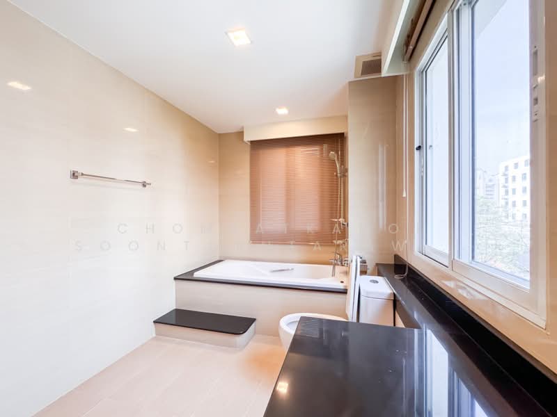 Kiarti Thanee City Mansion, Bangkok, Soi Sukhumvit 31, Khlongtoei Nua, Watthana, Bangkok, 4 Bedrooms, 265 sqm, Condo For Sale, by Chomratkamol Soontorntarawong (Gor), 500176662 - DDproperty.com