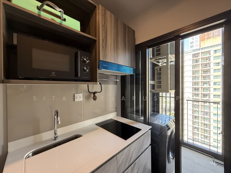 Aspire Onnut Station, Bangkok, Sukhumvit Road, Phra Kanong, Khlong Toei, Bangkok, 1 Bedroom, 31 sqm, Condo For Rent, by Sita Kitjarusopa, 500176670 - DDproperty.com