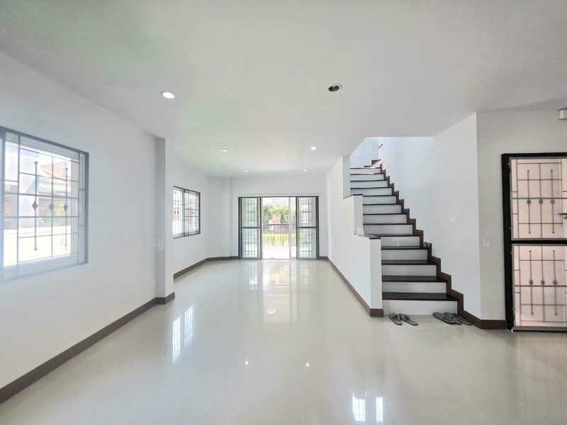 วิสต้า วิลล์ ลำลูกกา คลอง 3, ปทุมธานี, ชลมาร์คพิจารณ์, ลาดสวาย, ลำลูกกา, ปทุมธานี, 160 ตร.ม., บ้านเดี่ยว ขาย, โดย คุณวิญญุดา เหล่าสันน์, 500176697 - DDproperty.com