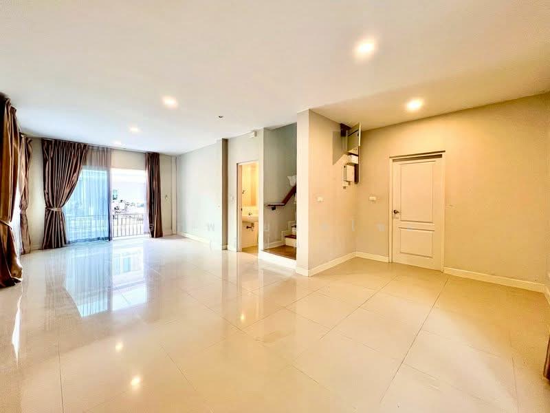 Centro Prachauthit 90 : เซนโทร ประชาอุทิศ 90, สมุทรปราการ, ซอย ประชาสามัคคี, บ้านคลองสวน, พระสมุทรเจดีย์, สมุทรปราการ, 175 ตร.ม., บ้านเดี่ยว ขาย, โดย สรภพ ยอดไชย (สีฝุ่น), 500176700 - DDproperty.com