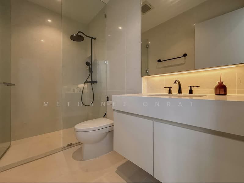 Muniq Langsuan, Bangkok, Soi Tonson, Lumphini, Pathum Wan, Bangkok, 3 Bedrooms, 140 sqm, Condo For Rent, by Methanee Onrat, 500176728 - DDproperty.com