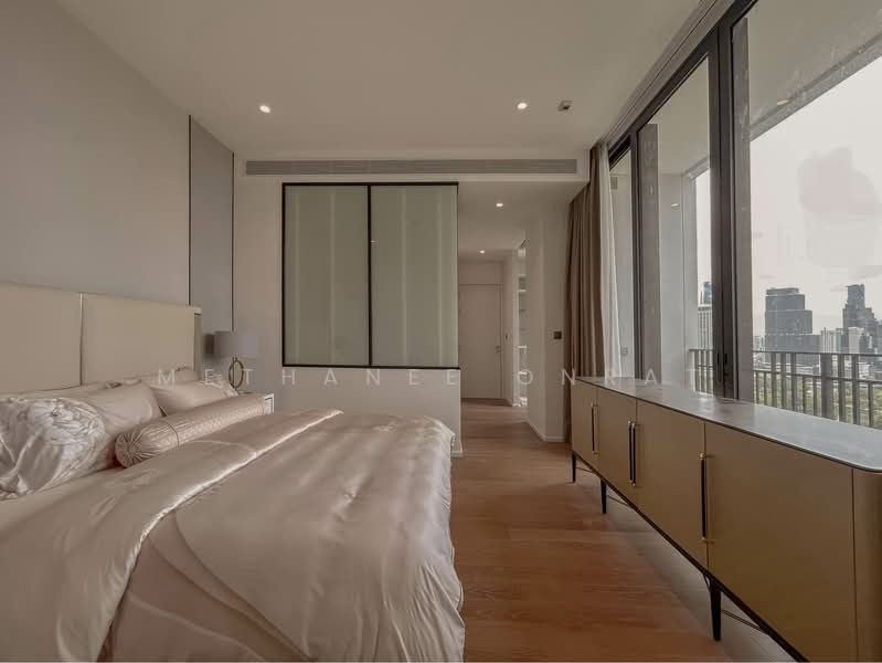 Muniq Langsuan, Bangkok, Soi Tonson, Lumphini, Pathum Wan, Bangkok, 3 Bedrooms, 140 sqm, Condo For Rent, by Methanee Onrat, 500176728 - DDproperty.com