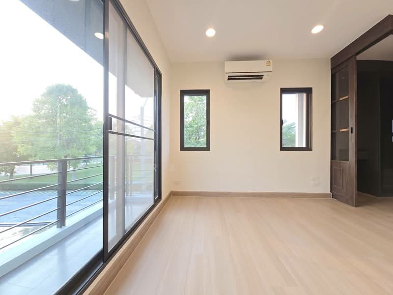Pave Ramintra-Wongwaen, Bangkok, Soi Karnchanapisek Expressway, O-Ngoen, Sai Mai, Bangkok, 4 Bedrooms, 217 sqm, Single Detached House For Sale, by NRagent, 500176737 - DDproperty.com