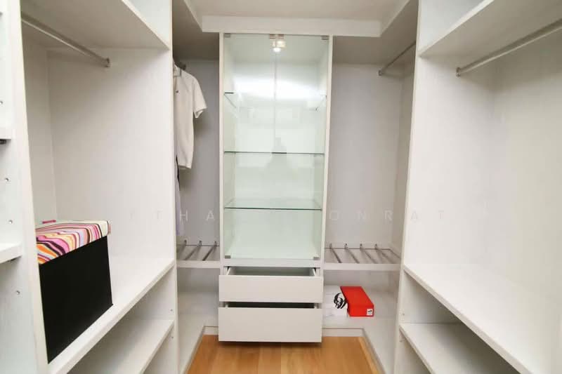 Downtown Forty Nine, Bangkok, Sukhumvit 39 Road, Khlong Tan Nua, Watthana, Bangkok, 3 Bedrooms, 133 sqm, Condo For Rent, by Methanee Onrat, 500176761 - DDproperty.com