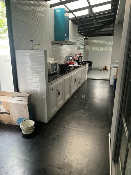 Perfect Place Sukhumvit 77-Suvarnabhumi, Samut Prakan, Lat Krabang Road, Rachathewa, Bang Plee, Samut Prakan, 5 Bedrooms, 350 sqm, Single Detached House For Rent, by NR AGENT, 500176765 - DDproperty.com