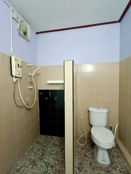 ทาวน์เฮ้าส์วัดเพลง ราชบุรี, Ratchaburi, Ko San Phra, Wat Phleng, Ratchaburi, 2 Bedrooms, 120 sqm, Townhouse For Sale, by The Best Property โอ๋, 500176769 - DDproperty.com