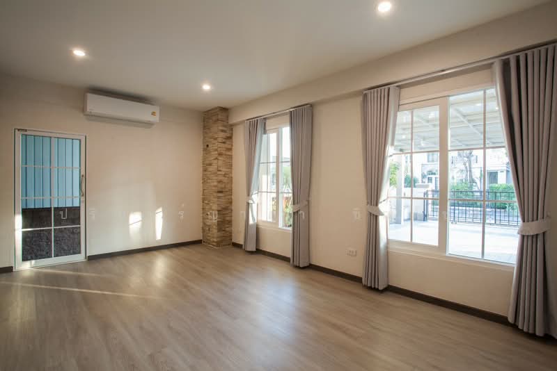 Casa Ville Watcharapon-Sukhapibarn 5, Bangkok, Sukhaphiban 5 Road, O-Ngoen, Sai Mai, Bangkok, 3 Bedrooms, 380 sqm, Single Detached House For Rent, by ปรินทร์ญาดา ชิณโชติ, 500176807 - DDproperty.com