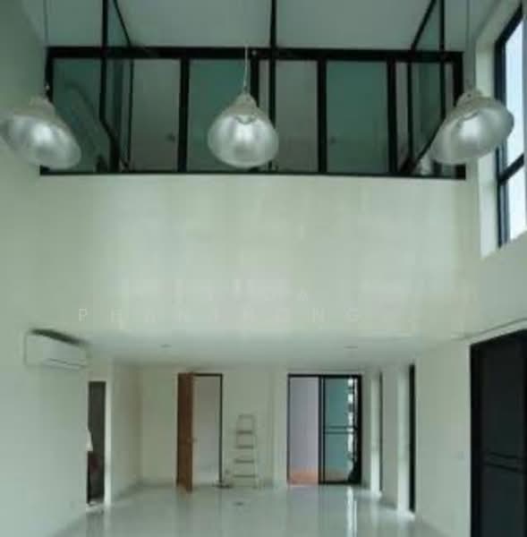 ให้เช่า โฮมออฟฟิศ 3.5 ชั้น ย่าน รัชดา ลาดพร้าว สวยตรงปก ใกล้ MRT รัชดา ลาดพร้าว, กรุงเทพ, จอมพล, จตุจักร, กรุงเทพ, 300 ตร.ม., โกดัง-โรงงาน ให้เช่า, โดย Tida phanthonglarptawee, 500176815 - DDproperty.com