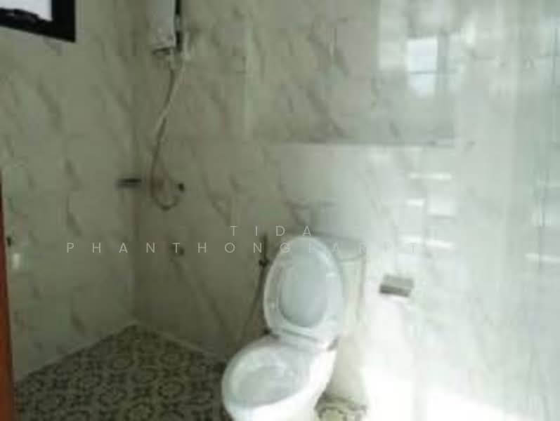 For rent: 3.5-story home office in the Ratchada-Ladprao area. Beautiful and exactly as pictured., Bangkok, Jom Phon, Chatuchak, Bangkok, , 300 sqm, Warehouse/Factory For Rent, by Tida phanthonglarptawee, 500176815 - DDproperty.com