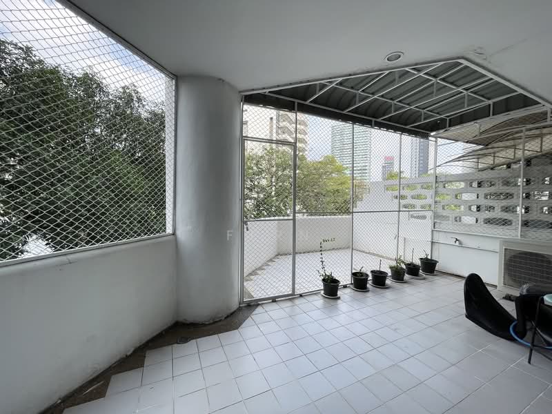 The Waterford Park, Bangkok, Soi Sukhumvit 53, Khlong Tan Nua, Watthana, Bangkok, 2 Bedrooms, 150 sqm, Condo For Sale, by Fern, 500176822 - DDproperty.com