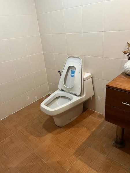 Royal Castle Pattanakarn : รอยัล คาสเทิล พัฒนาการ, กรุงเทพ, 701 หมู่บ้านปัญญา, สวนหลวง, สวนหลวง, กรุงเทพ, 215 ตร.ม., คอนโด ขาย, โดย Fern 0826479615, 500176827 - DDproperty.com