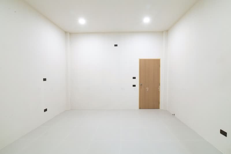 Dankhuntod City, Nakhon Ratchasima, เลิศประคอง, Dan Khun Thot, Dan Khun Thot, Nakhon Ratchasima, , 196 sqm, Shophouse For Sale, by ธนกฤต เพชรรัตน์, 500176841 - DDproperty.com